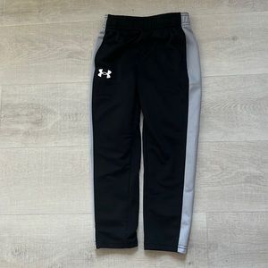 UnderArmour boy’s athletic pants